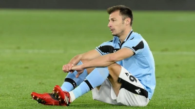 Lazio, Radu annuncia l'addio al calcio a fine stagione: "Ho fatto la storia"