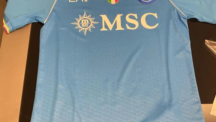 Napoli, oggi la presentazione delle nuove maglie: evento in diretta sui social azzurri