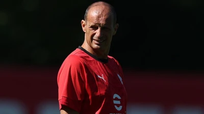 Calciomercato Milan, due cambiamenti per rilanciare la squadra: Allegri pronto ad accogliere un attaccante e un difensore
