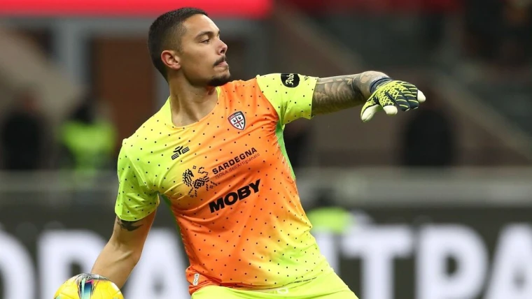 Cagliari, occhi puntati sul futuro di Caprile: il portiere italiano potrebbe lasciare la Serie A