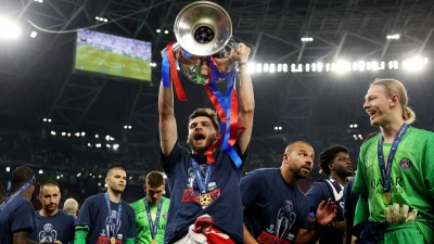 Champions League, i conti del girone unico: il PSG incassa 145 milioni, al Napoli ne vanno 48