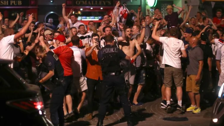 Napoli-Liverpool: incubo hooligans!