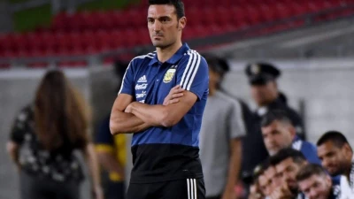 Finale Mondiali, Scaloni carica l'Argentina: "Abbiamo unito il Paese". Su Messi: "Godiamocelo, è una leggenda"