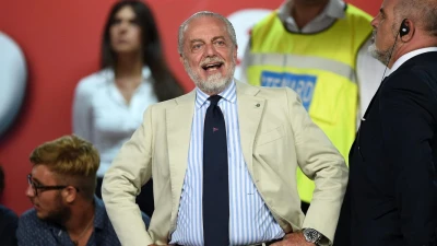 Il Mattino- De Laurentiis sognava di tenere Calzona il prossimo anno! Adesso è previsto un nuovo incontro con Conte…