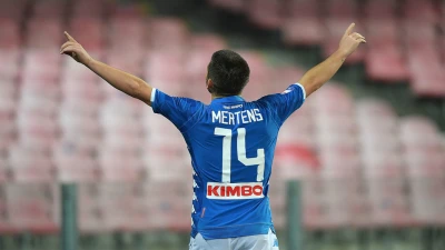 Mertens omaggia Maradona: "Che onore avere qualcosa in comune con il numero 1"