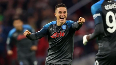 Napoli, Raspadori da record: 4 gol nelle prime 3 di Champions