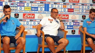 Appuntamento annullato: Sarri e due calciatori non incontreranno i tifosi. Le motivazioni