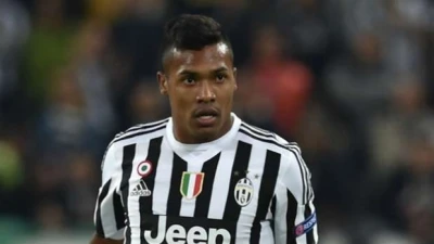 Alex Sandro: “Recuperare i 15 punti in classifica sarebbe importantissimo, ma…”