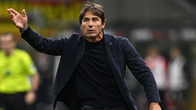 Napoli, Conte sullo scudetto: "Il sogno continua, ma il nostro obiettivo rimane la Champions"