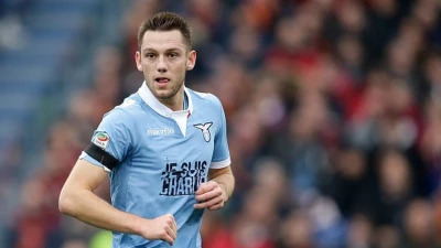 Tuttosport - De Vrij, è sfida Napoli-Juve