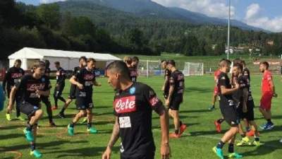 Report - Il Napoli è in campo al centro tecnico di Castel Volturno