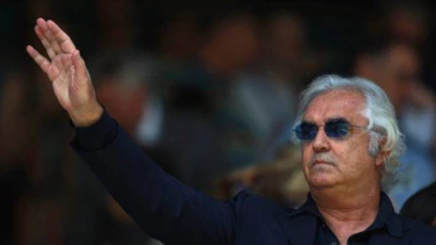 Tuttosport - Briatore: "In Italia il calcio dribbla il virus. Ho dovuto mettere 1200 dipendenti in cassa integrazione"