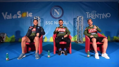 Mertens, Insigne e Manolas giurano amore al Napoli e si preparano ai prossimi impegni: venerdì il secondo amichevole