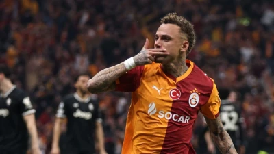 Champions League, notte da incubo per il Galatasaray: Lang operato d’urgenza, frattura per Osimhen