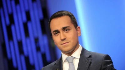 Coronavirus Italia, Di Maio: "Sono stati effettuati bonifici per ristori di Natale"