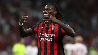 Milan, Amorim sul futuro di Leao: “Non vedo differenze con altri calciatori, è felice di essere qua”