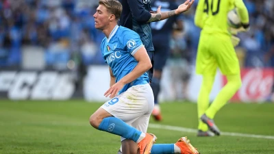 Napoli-Lazio, la moviola: decisioni corrette nei momenti chiave, qualche lacuna disciplinare