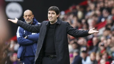 Liverpool, scelto Iraola: sarà lui il successore di Slot sulla panchina dei Reds