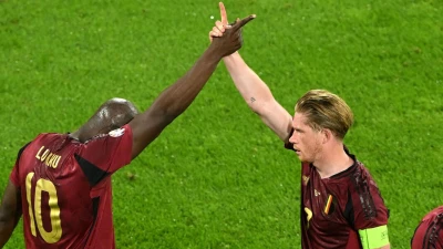 Belgio, Garcia rilancia De Bruyne e protegge Lukaku: riparte dai suoi leader, mentre sul Napoli evita le polemiche