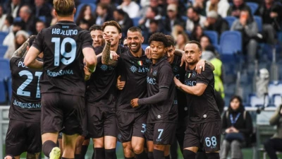 Via le illusioni, il campionato si spacca: Roma ko e Juve pari, è corsa a 3