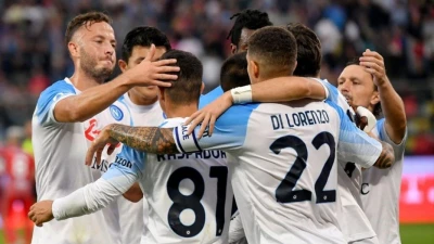 Napoli, decima vittoria di fila per gli azzurri: è la terza volta nella sua storia