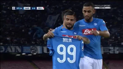 VIDEO - Napoli in vantaggio, gol di Insigne: dedica a Milik... ma la maglia è sbagliata!