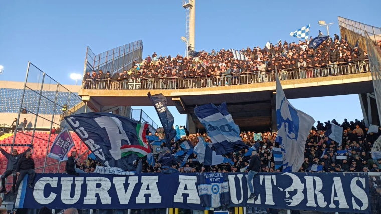 Lecce-Napoli, gli Ultras confermano: niente moduli e controlli per le bandiere