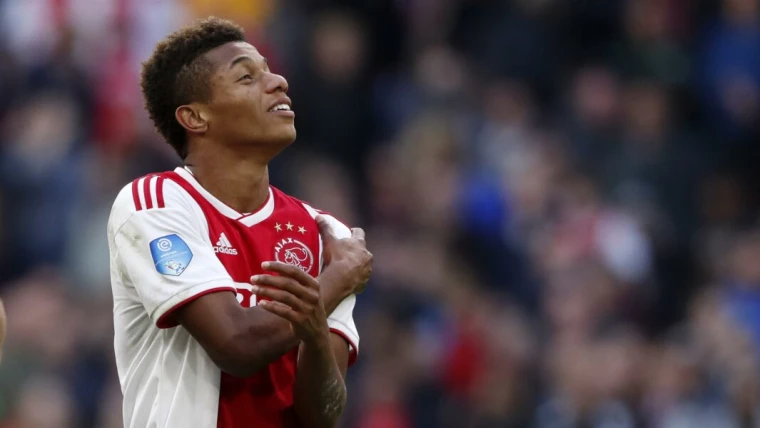 Napoli, Lindstrom verso l'Everton: il Napoli all'assalto di Neres