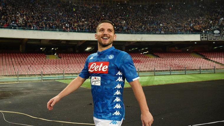 VIDEO - San Valentino, il cuore immenso di Mertens!