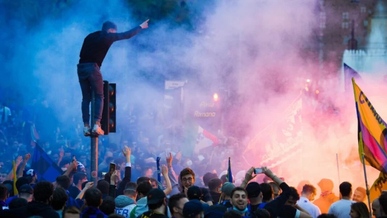 Inter a un passo dallo scudetto: San Siro pronto alla festa, Milano in attesa del trionfo