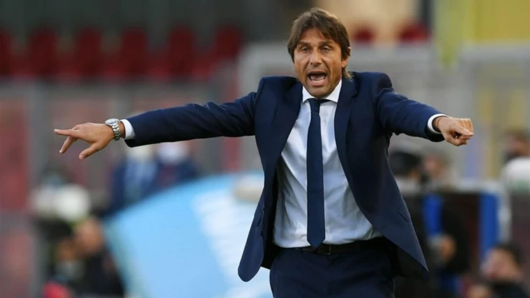 CorSport- Napoli, Conte resta il sogno del presidente De Laurentiis! İn lista per il futuro ci sono altri tre allenatori