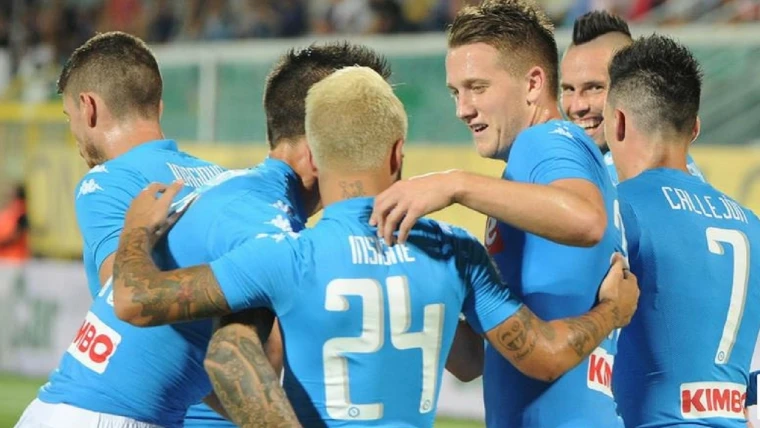 Video - Azzurri in campo per il riscaldamento