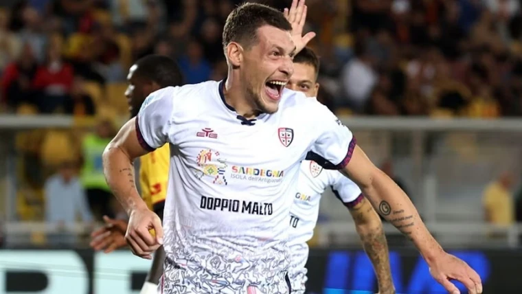 Cagliari, operazione riuscita per Andrea Belotti: stagione a rischio