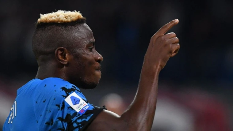 Gazzetta dello Sport - Osimhen una garanzia verso la Juventus, ma occhio a Zielinski in riserva